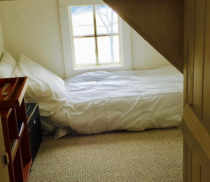 Aberdeen Stone Cottage B&B Traverse City Eksteriør billede